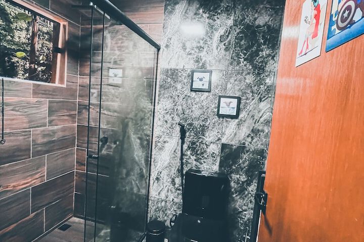 Room 162 of 166