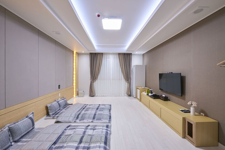 Room 39 of 61