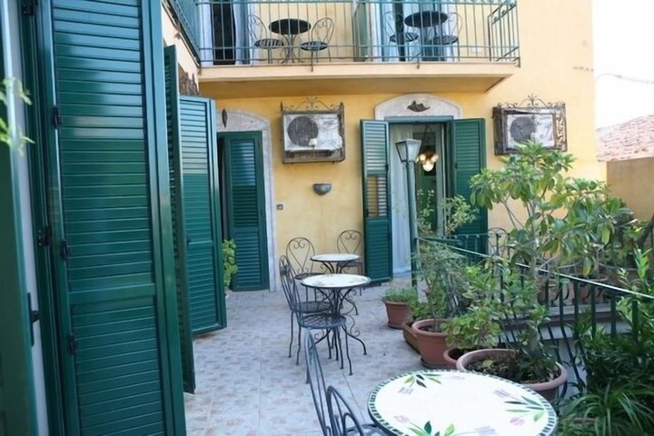 Terrace/Patio 29 of 32