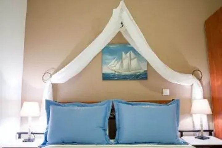 Room 3 of 4