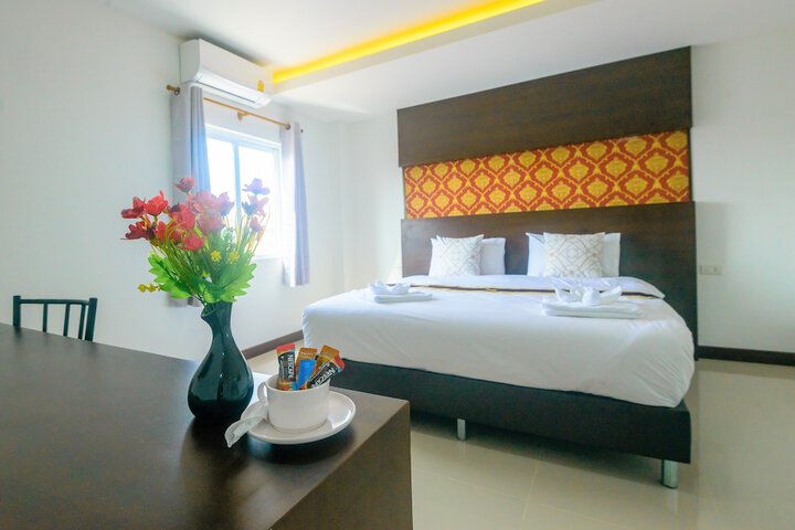 Room 12 of 29
