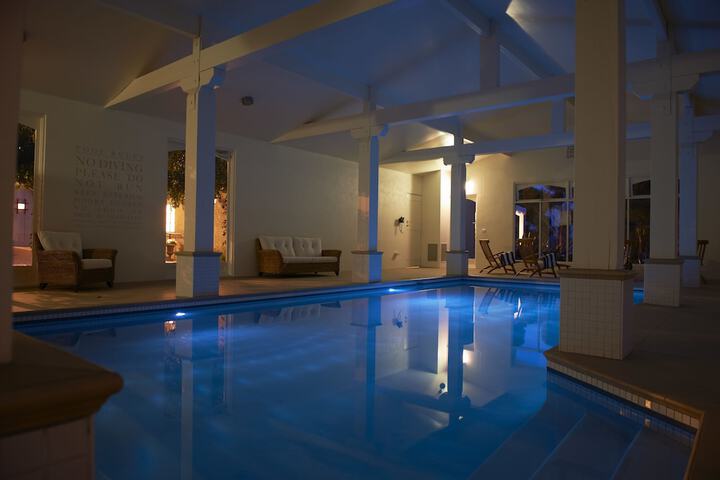 Pools & Facilities