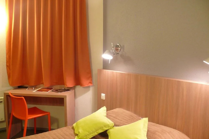guest_rooms