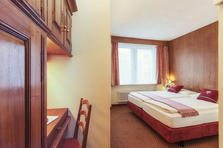Room 7 of 47