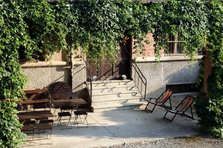 Terrace/Patio 8 of 12