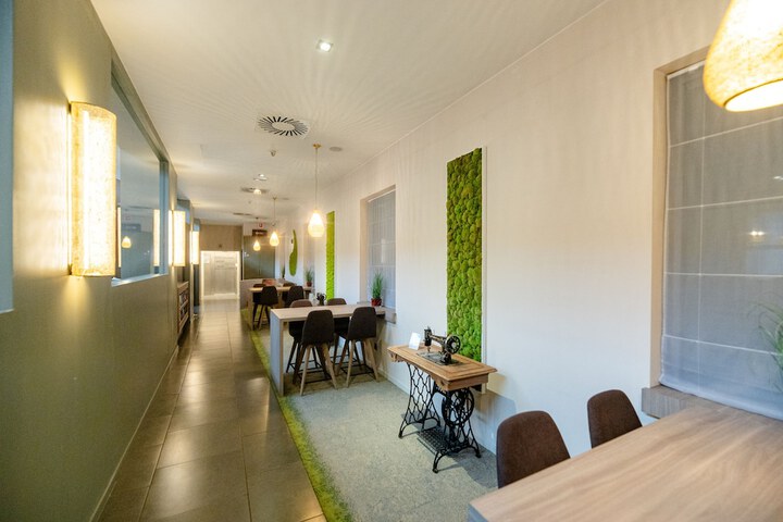 Guest Lobby