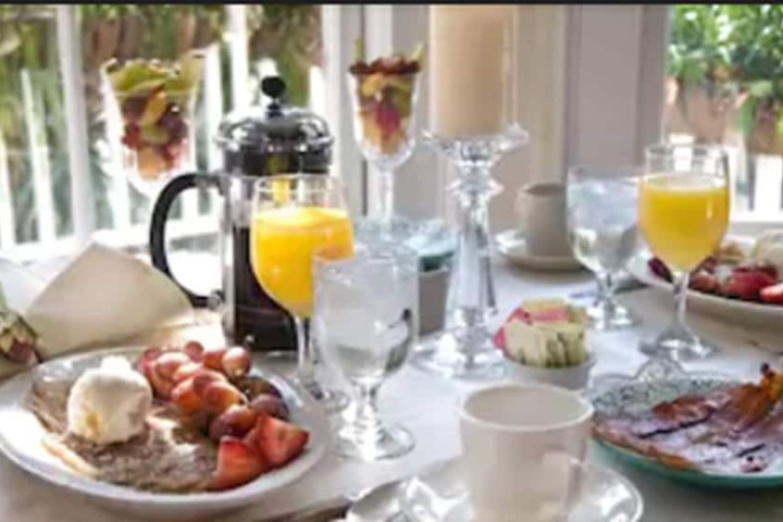 Breakfast/Coffee Service 26 of 30