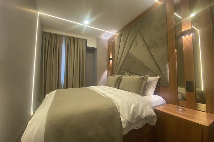 Room 9 of 22
