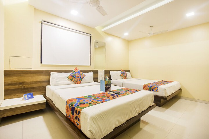Room 8 of 25