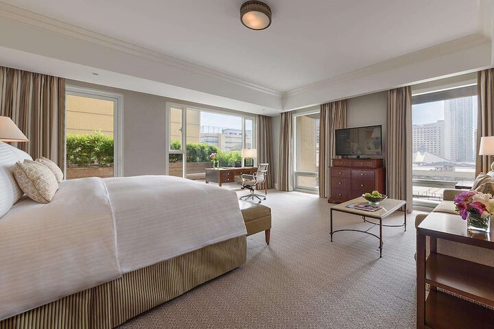 Room 21 of 87