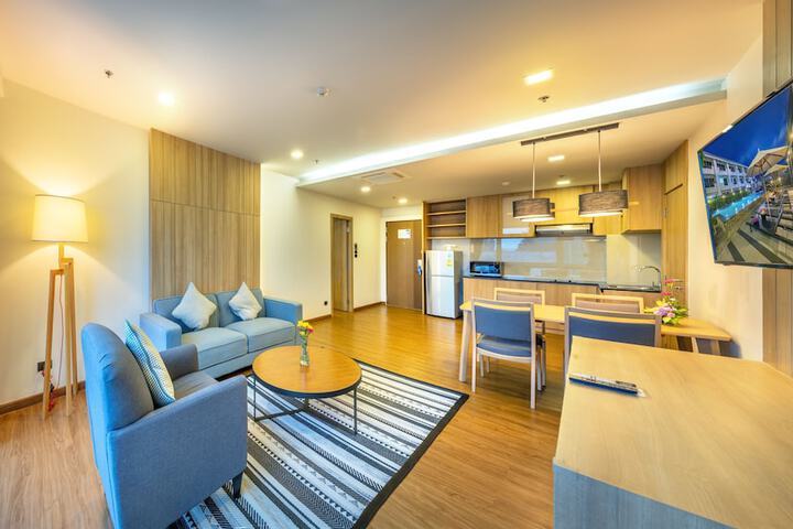 Room 52 of 169