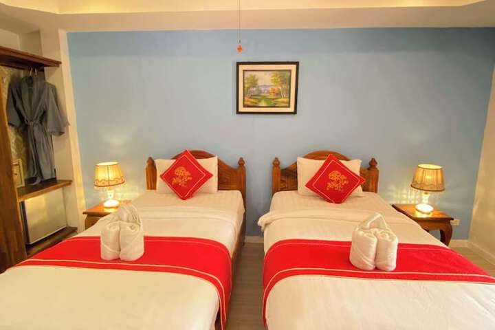 Room 2 of 24