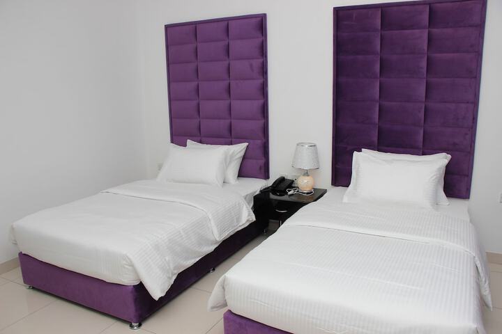 Room 14 of 38