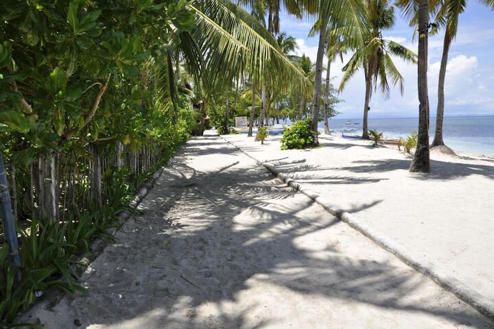 Beach 38 of 47
