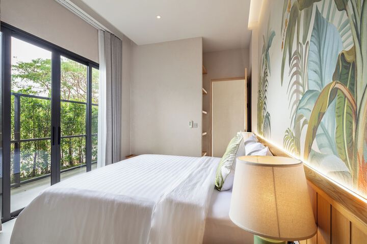 Room 50 of 174