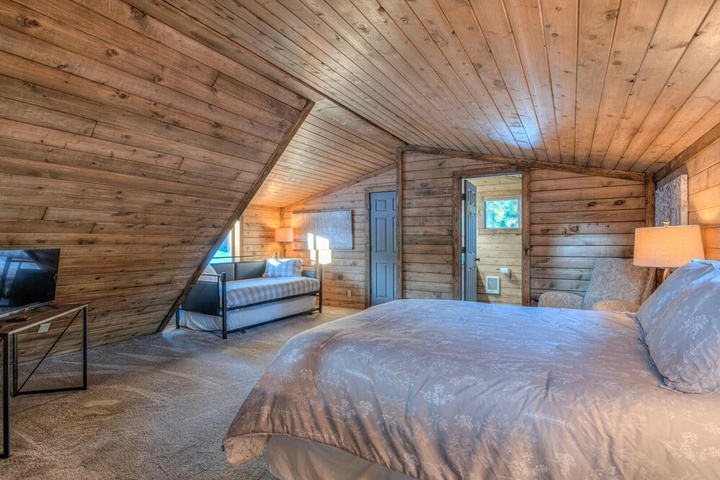 Room 4 of 21