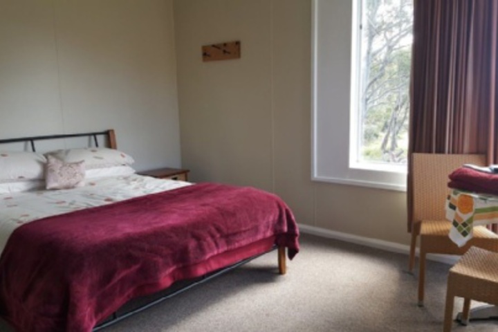 Room 60 of 96