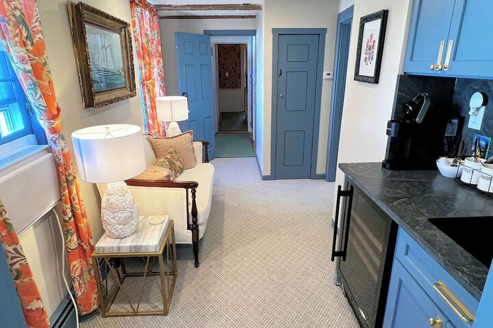 Room 21 of 50