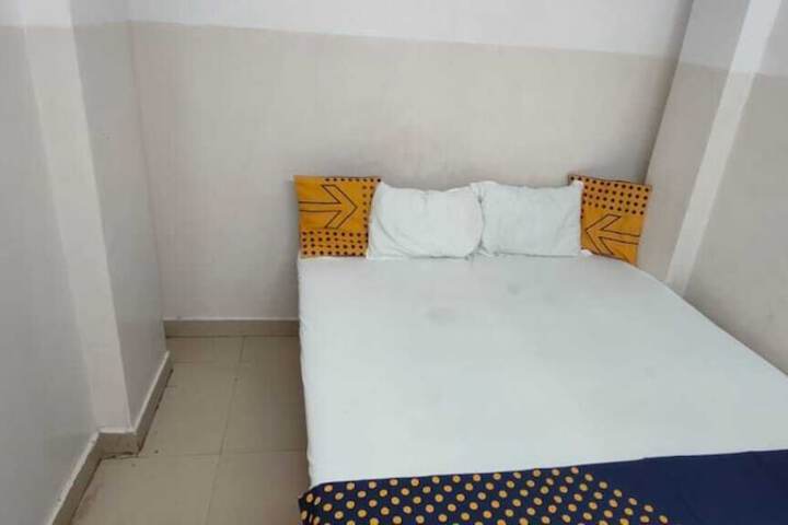 Room 17 of 30