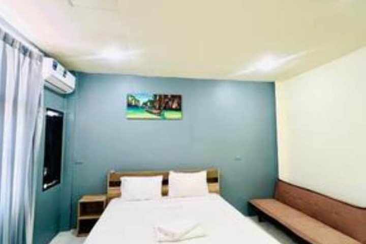 Room 26 of 53