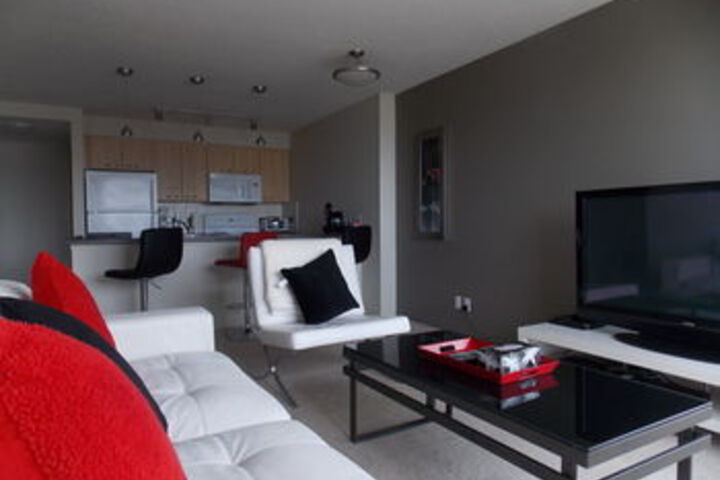 Room 6 of 6