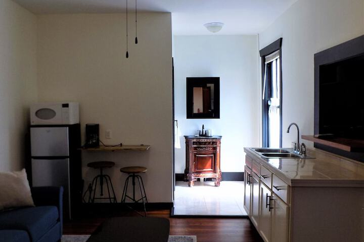 Room 13 of 63