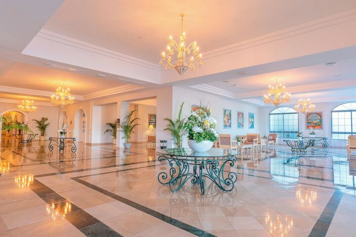 Hotel Interior 6 of 123