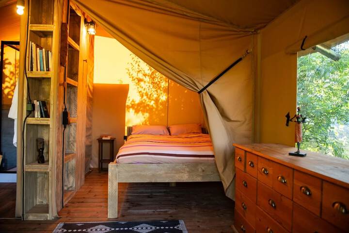 Room 2 of 39