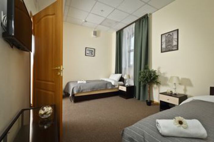 Room 47 of 64