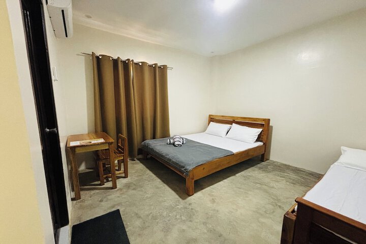 Room 14 of 34