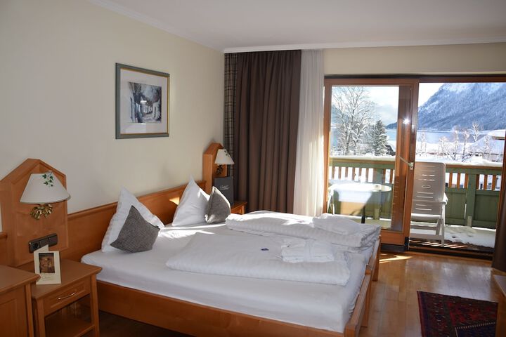 Room 6 of 58