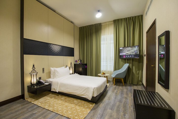 Room 18 of 43