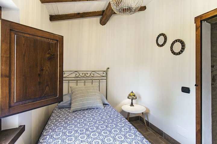 Room 3 of 45