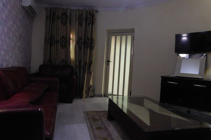 Room 11 of 35