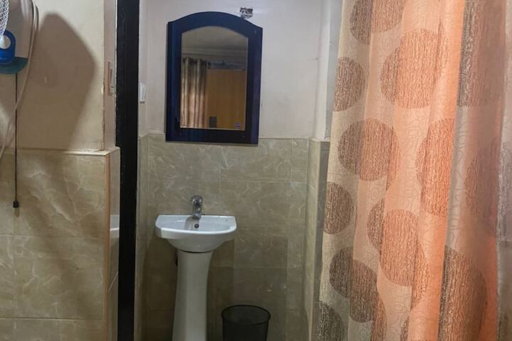 Room 16 of 24