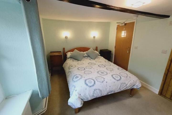 Room 7 of 43