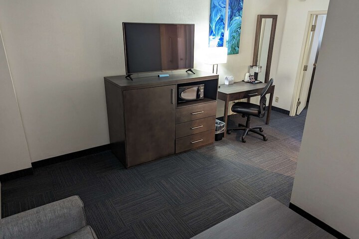 Room 26 of 53