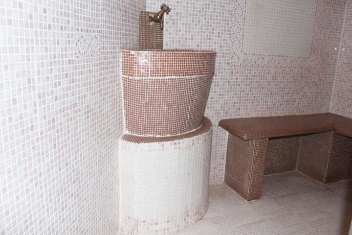 Steam room