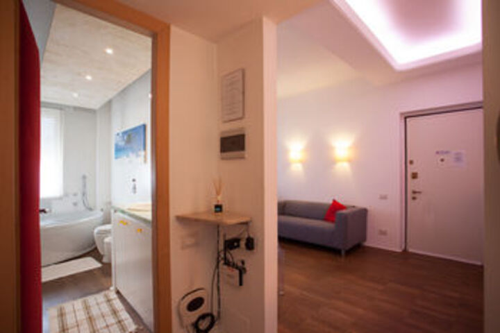 Room 35 of 49
