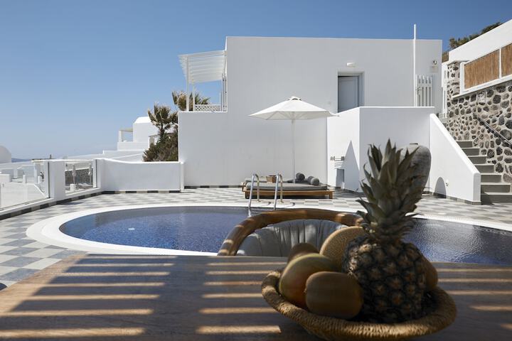 Pool 239 of 295