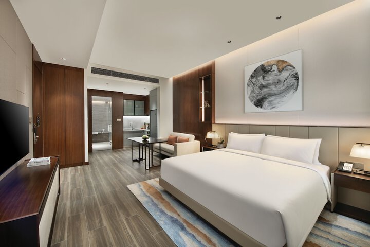 Room 6 of 56