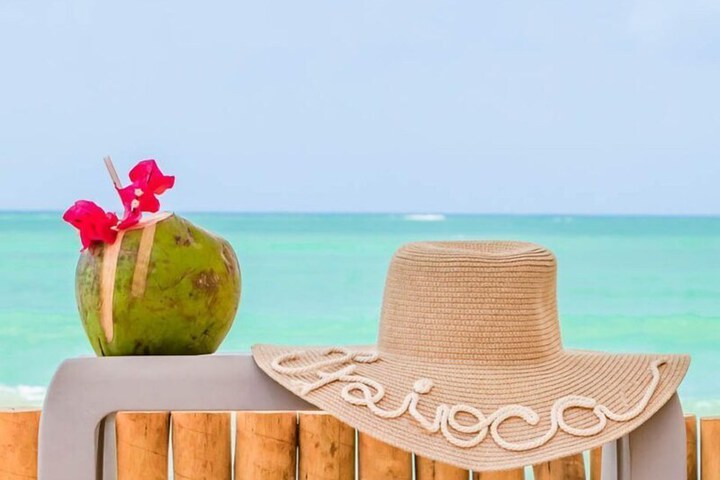 Beach bar
