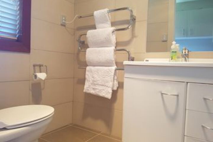 Room 2 of 26