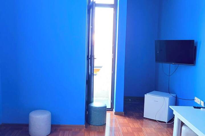 Room 3 of 22