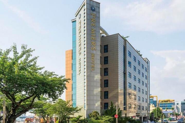 Premiers Hotel