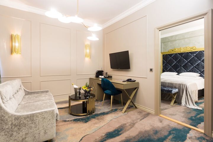 Room 17 of 56