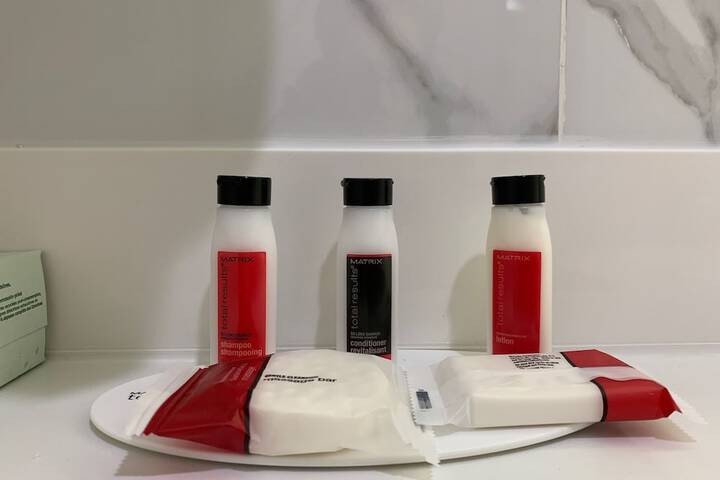Bathroom amenities