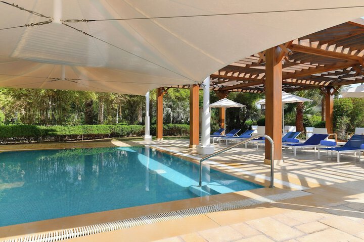 Pool 111 of 220
