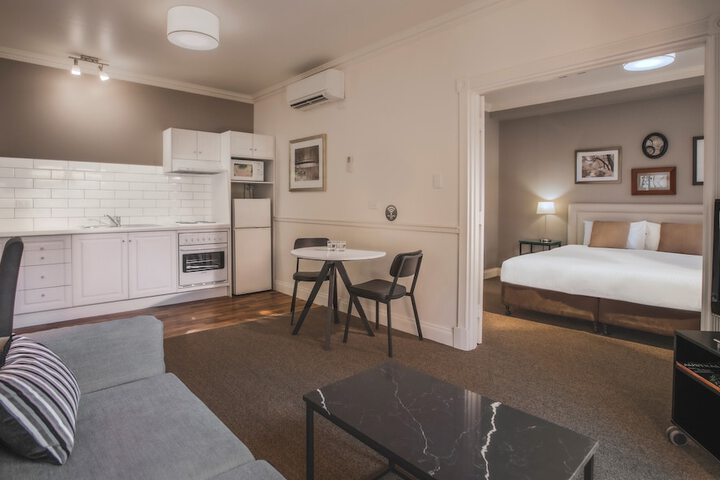 Room 20 of 31