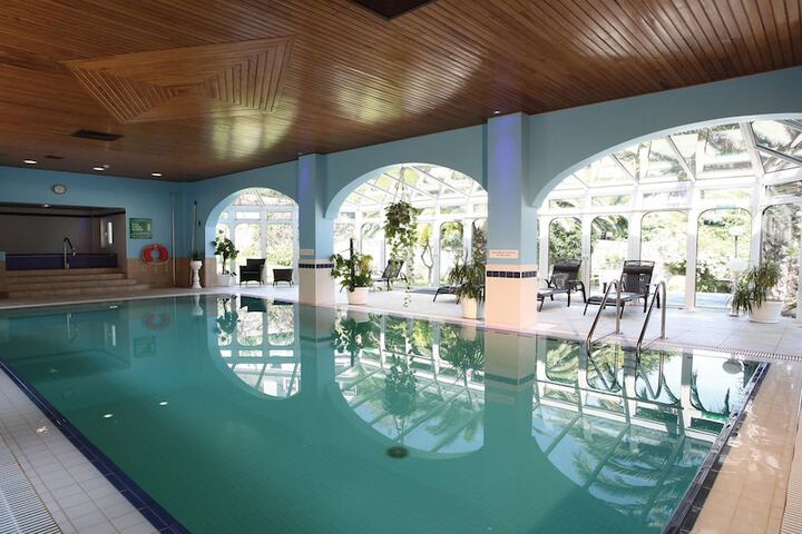 Pool 36 of 70
